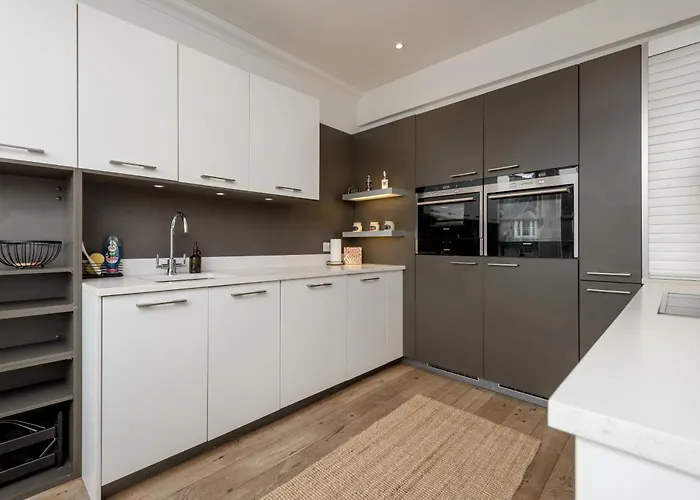 Elegant 2-bedroom In New Town Near Princes Street 公寓 *