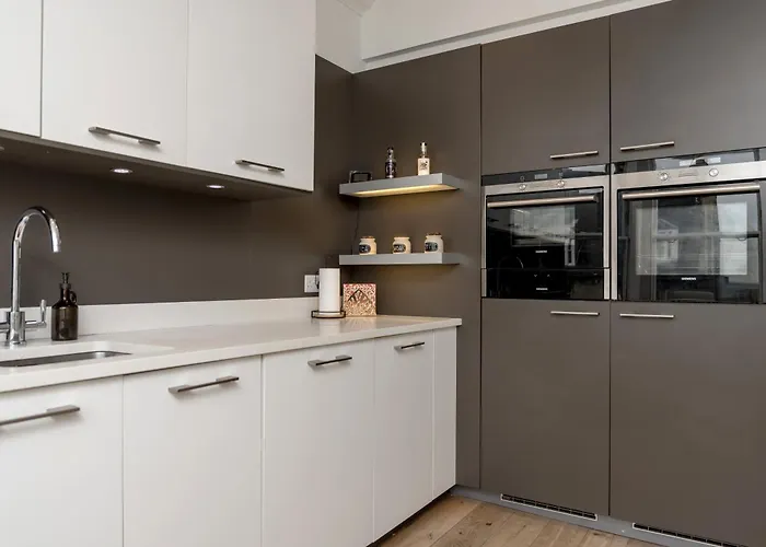 Elegant 2-bedroom In New Town Near Princes Street * 爱丁堡