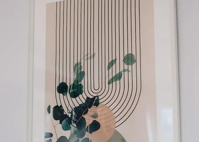 Bright Sleep 4 15 Minute Centre Free Parking Neaby