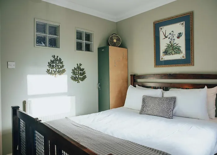 Snug 1 Bed In Edinburgh's Juniper شقة *