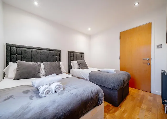 Albions Corner 6 Guests 5 Beds Free Parking *