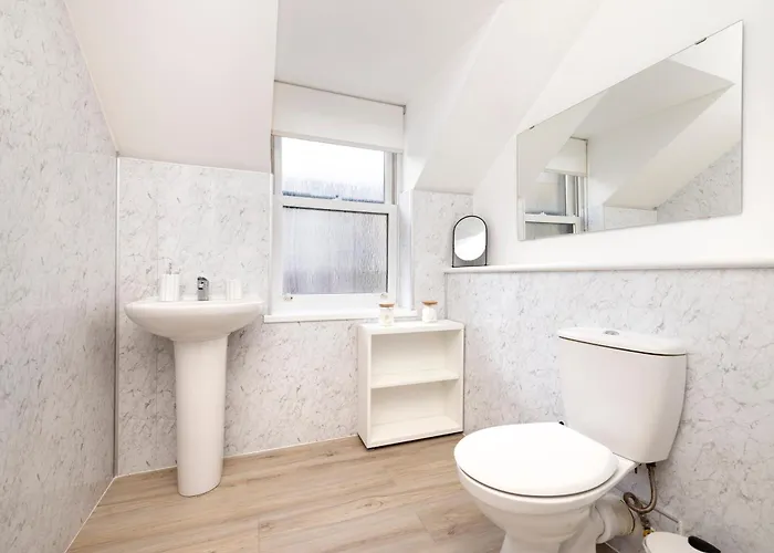 Joivy Lovely Flats In Centre Apartment Edinburgh