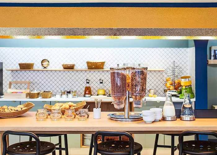 Adagio Royal Mile Apartahotel 4*