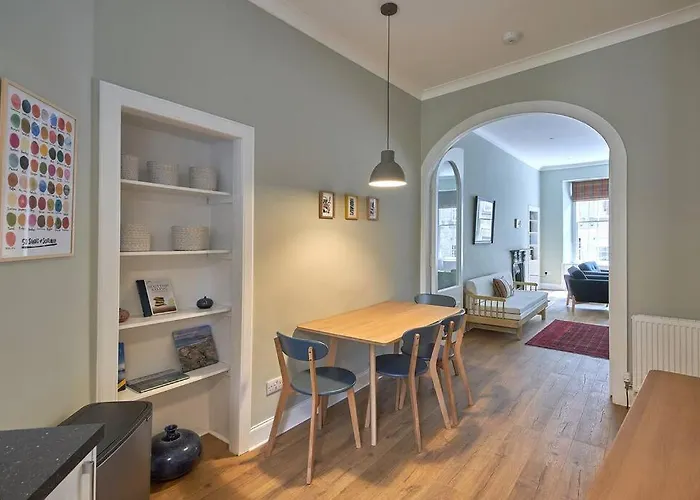 Appartement High Street - Modern Scandi Design In The Heart Of The Old Town! *