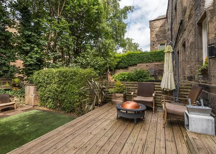 Modern Holyrood Family Retreat Holiday home *