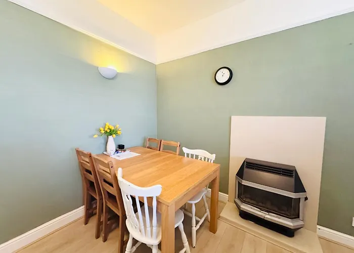 아파트 Peaceful Central Accessible Home With Great Amenities& Free Parking *