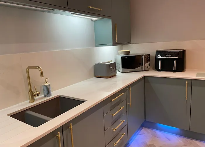 One - New To Market Apartment