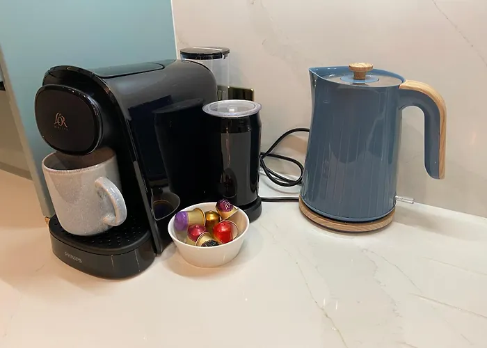 One - New To Market Apartment *