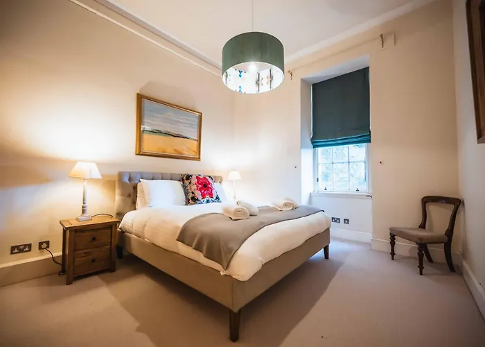 Gayfield Place *
