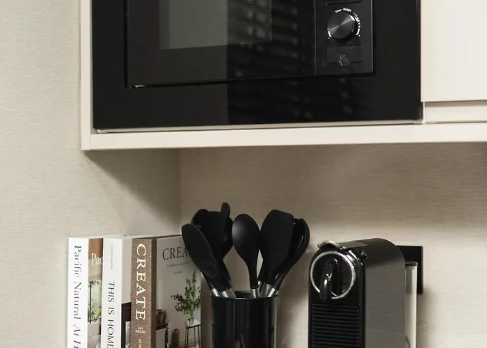 Sovo - South Lane - Centre