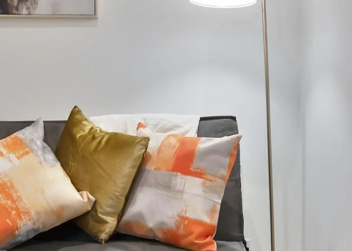 Newly Refurbished - Parking - - 3 Guests * Edinburgh