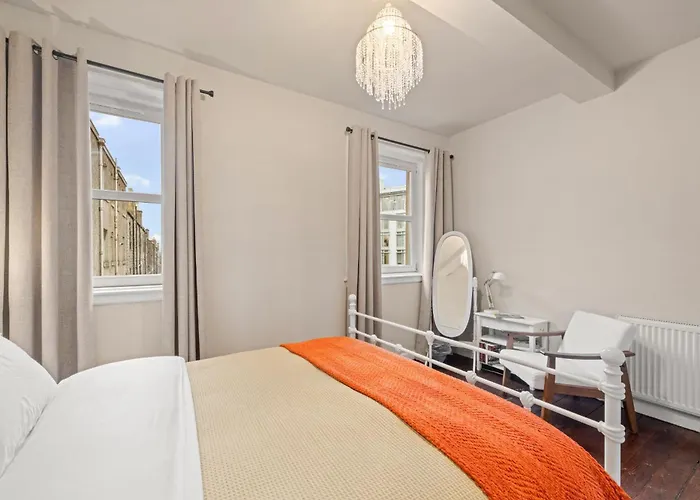 Dewar 3 Bedroom - Edinburgh