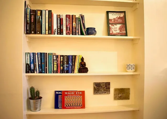 Apartment Welcoming And Homely 2 Bed In Location Edinburgh