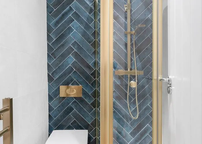 Apartment Newly Refurbished - Parking - - 3 Guests