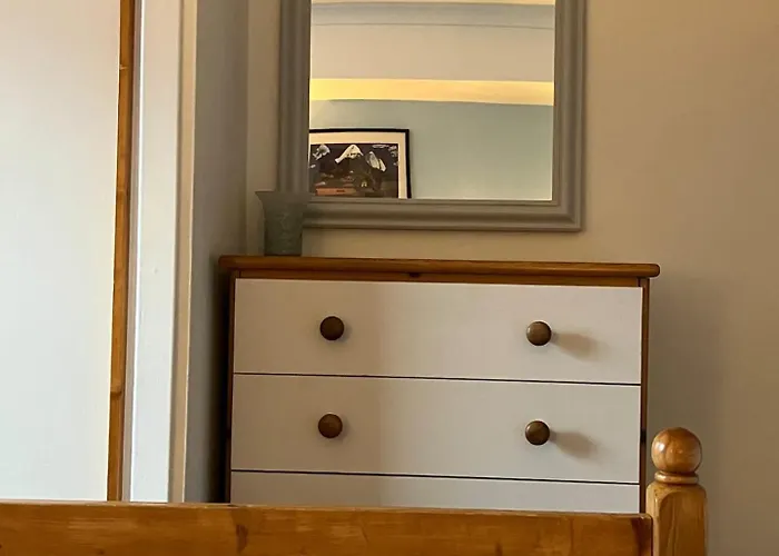 Welcoming And Homely 2 Bed In Location Apartment