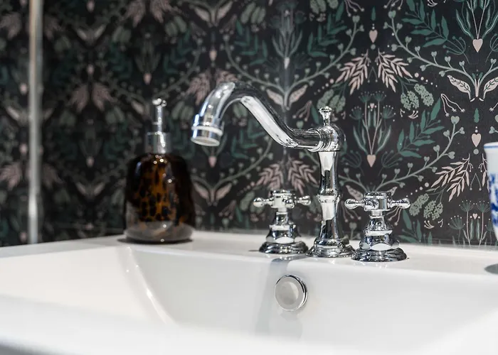 Dewar 3 Bedroom - Edinburgh