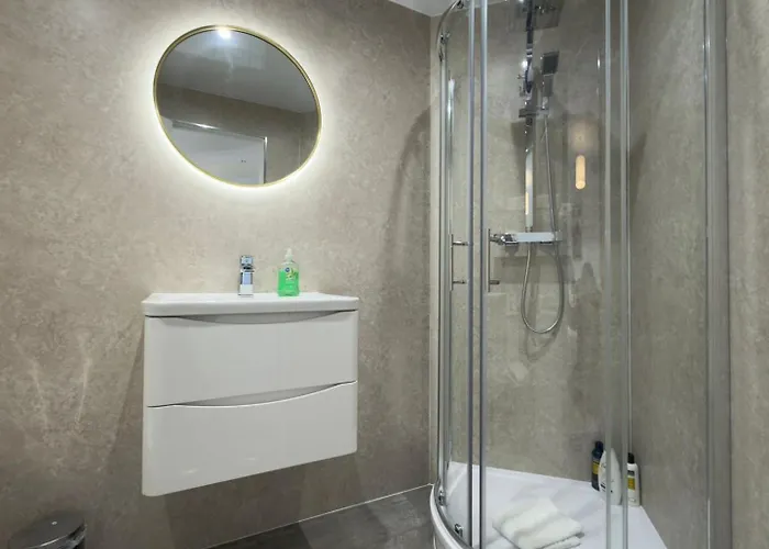 Fettes - Homely 2bd In Quiet Development Lejlighed Edinburgh