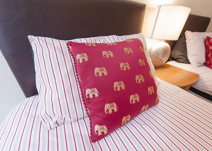 Writers View, Royal Mile