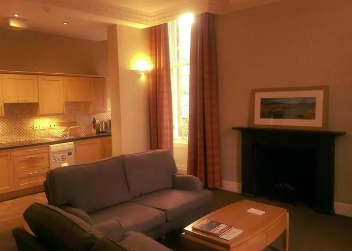 Apart-hotel Fountain Court - Royal Garden 4*