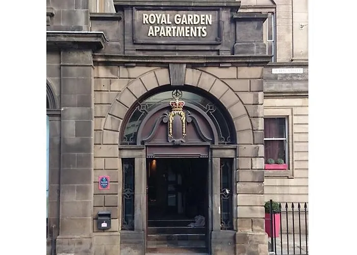 公寓式酒店 Fountain Court - Royal Garden