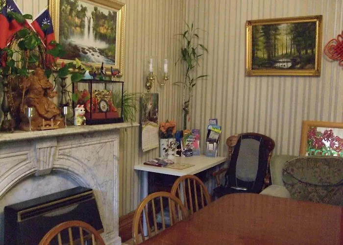 Bed & Breakfast Swan Lake 3*