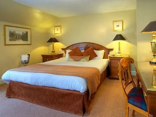 Aaron אדינבורו