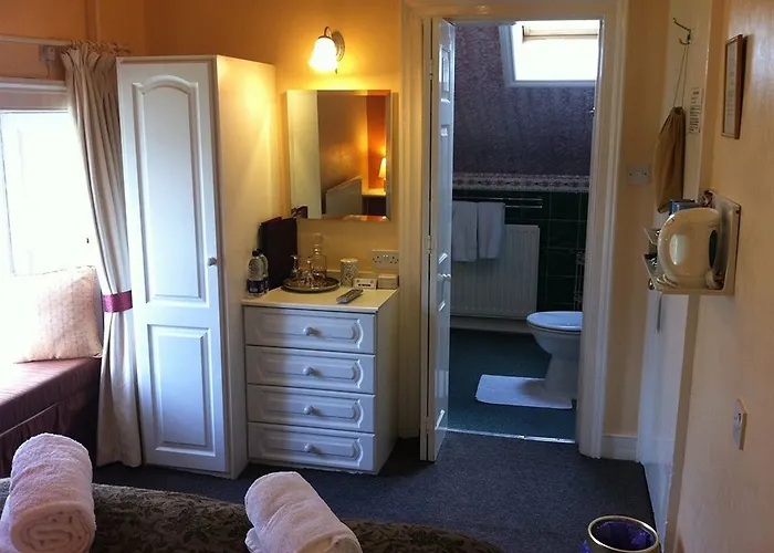 Bonnington Hotel 4*
