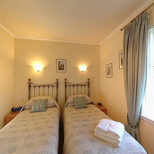 Hotel Bield
