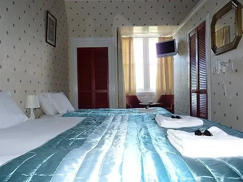 Alba Hills אדינבורו