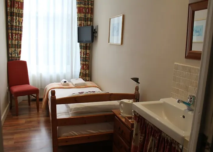 Pensionat Dene Guest House, New Town 3*