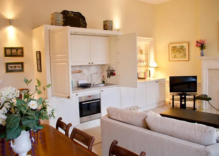 Period On Castle Street דירה אדינבורו