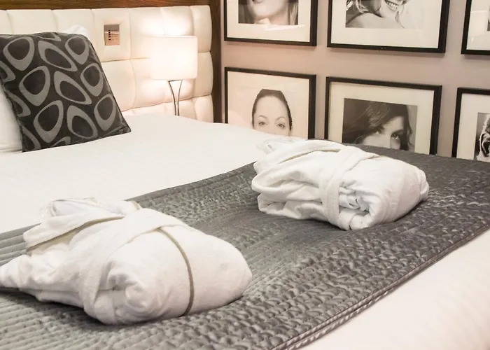 Otel Le Monde 4*