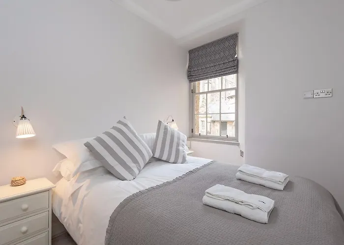 Ladystairs 2 Royal Mile * אדינבורו