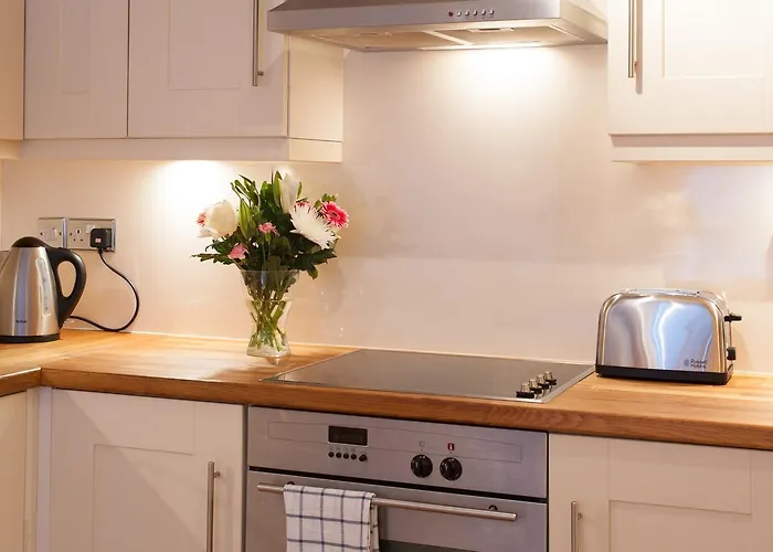 The Drummond Street 아파트