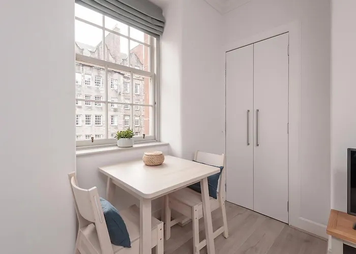 דירה Ladystairs 2 Royal Mile