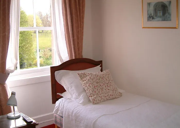 Terrace Hotel 2*