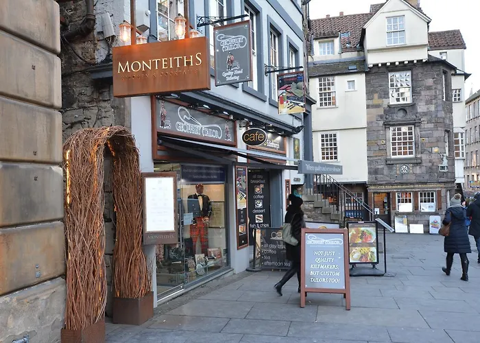 Holyrood Park - Carparking Included! Apartment Edinburgh