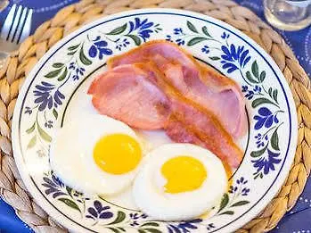 Dene Guest House, New Town Pensionat