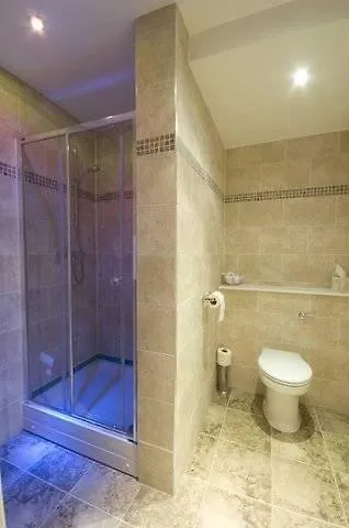 Castle Street Πανσιόν