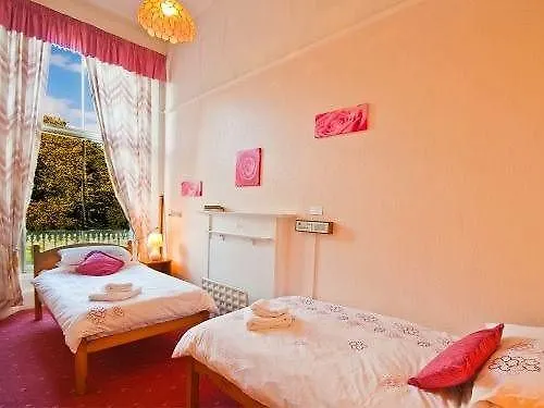 Pensionat Halcyon House 3*