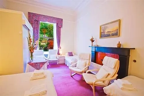 Pensionat Halcyon House 3*