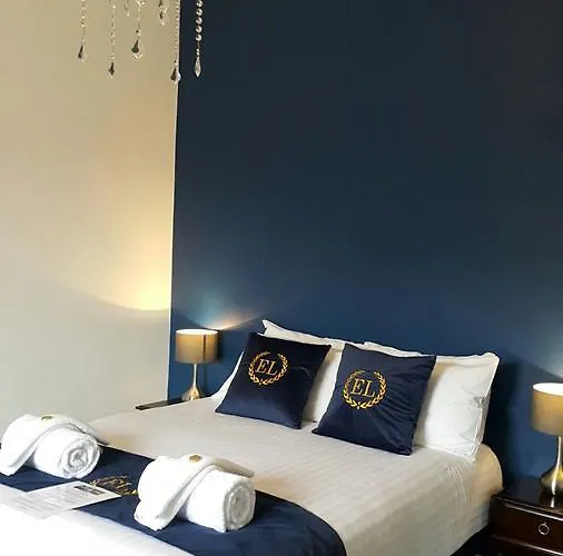 West End 4*