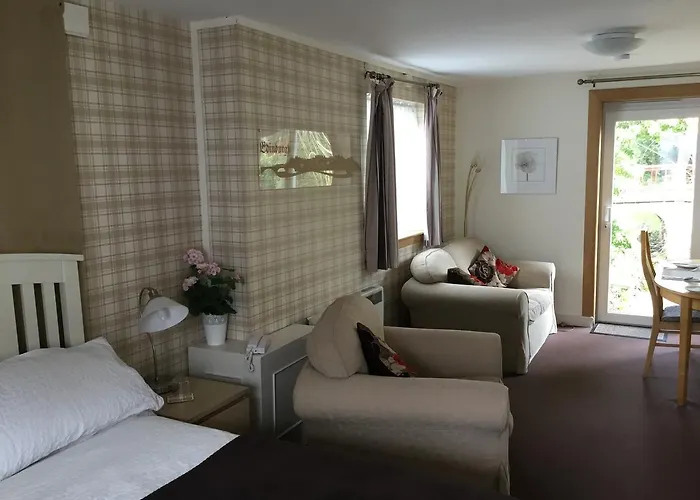 Ingleneuk Bed & Breakfast 3*