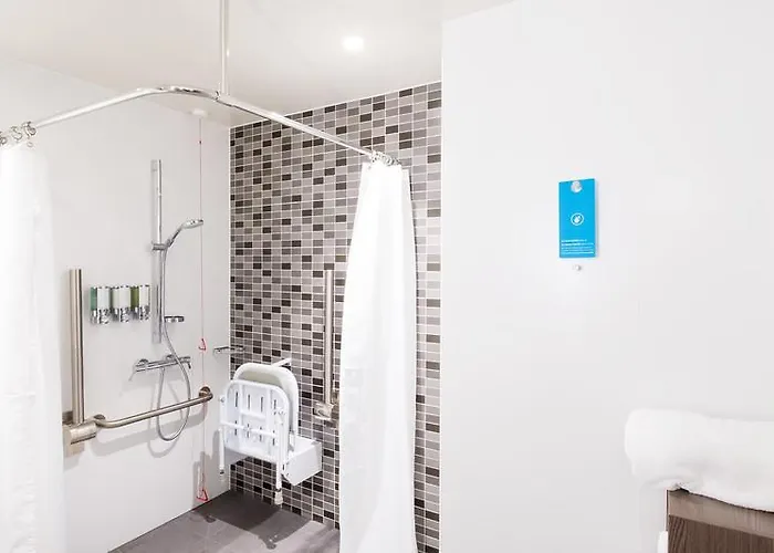 Hampton By Hilton West End 3* Edinburgh