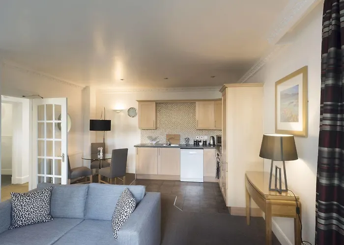 公寓式酒店 Fountain Court - Royal Garden