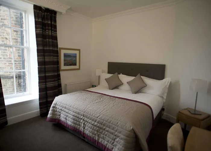 Fountain Court - Royal Garden 4*