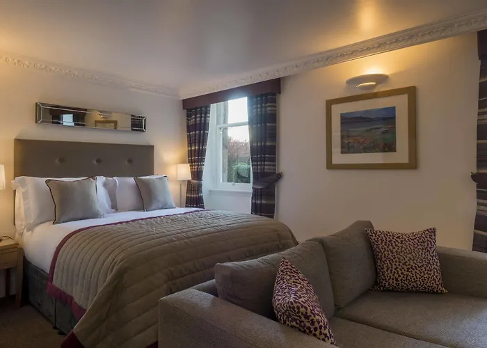 Fountain Court - Royal Garden 4*
