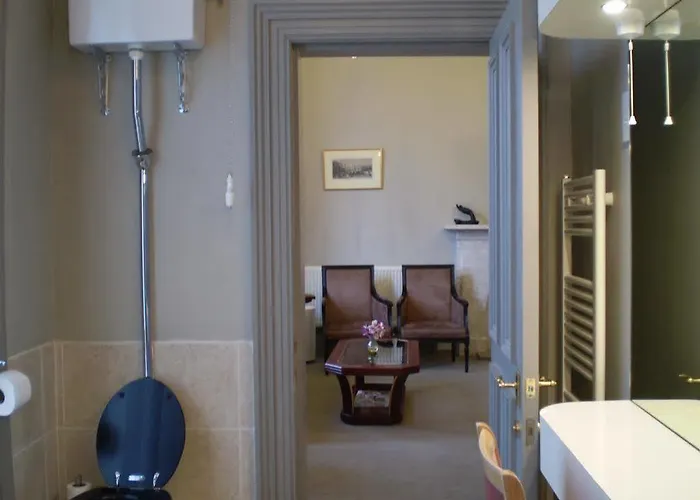 The Guards 3* Edinburgh