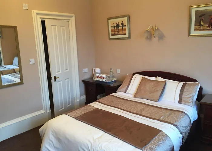 招待所 Allison House 16 4*