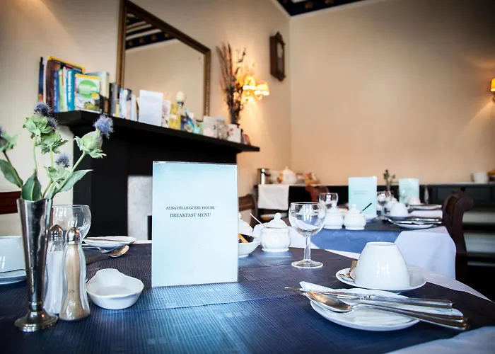 Alba Hills 3* אדינבורו